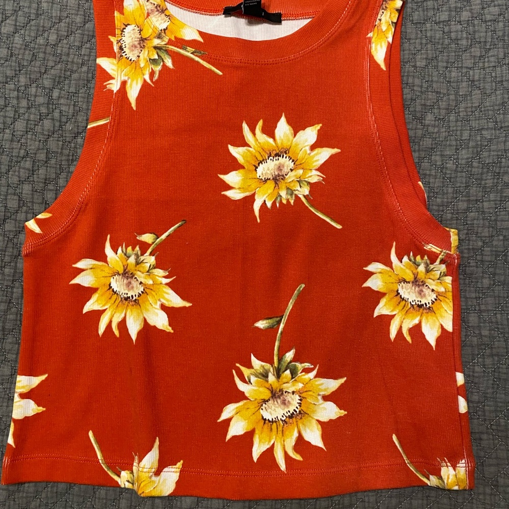 Crop sunflower top